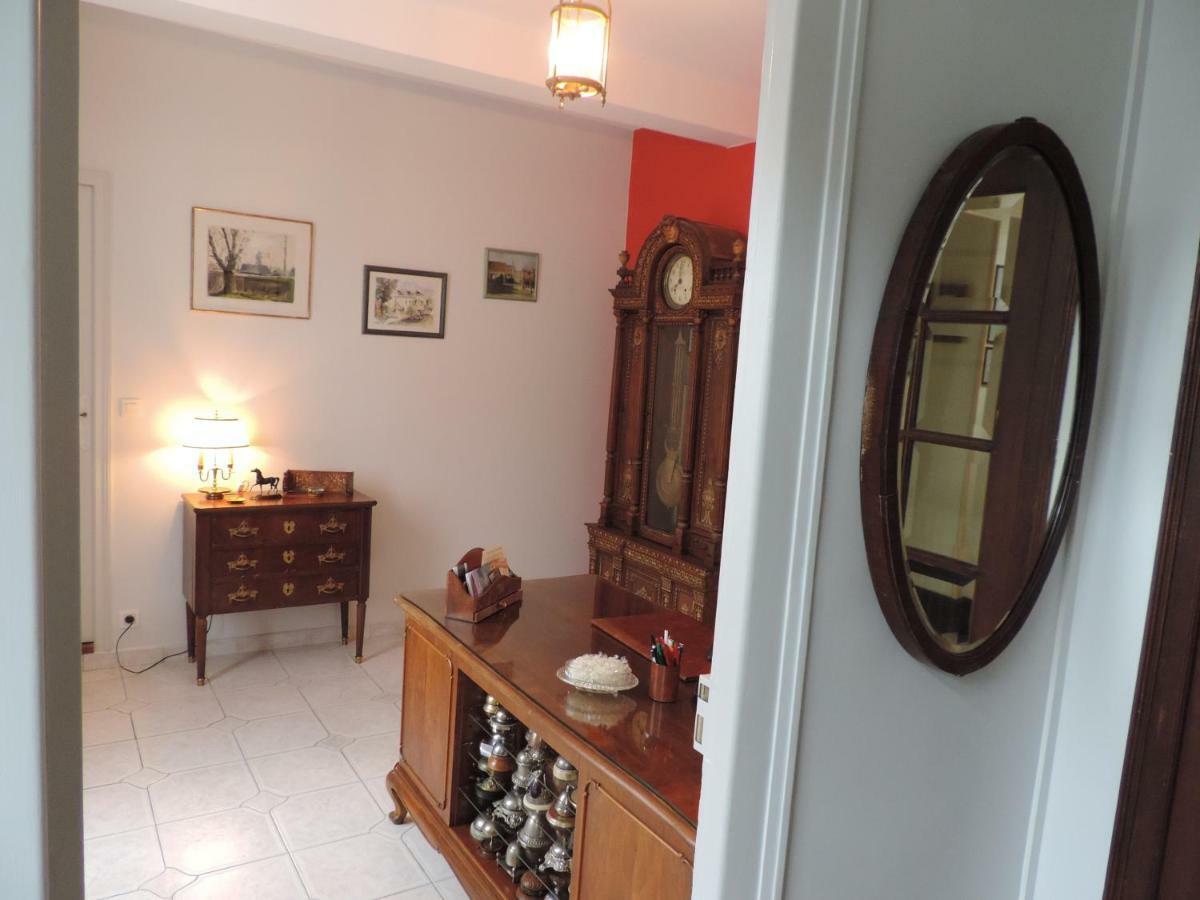 Bed and Breakfast Sees Chez Vous Exterior foto