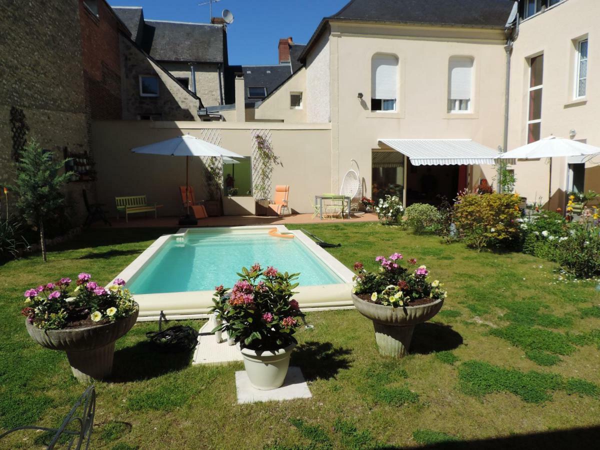 Bed and Breakfast Sees Chez Vous Exterior foto